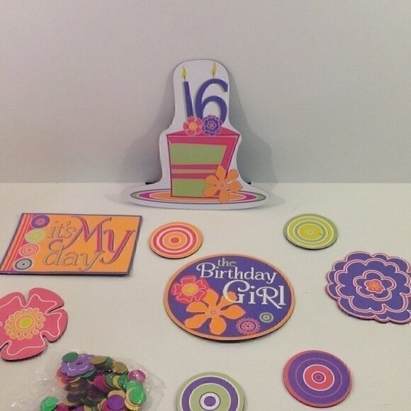16th Birthday Decor Magnets - Picture 1 of 1